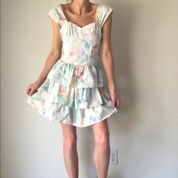 🍭VTG 80s new romantic floral tiered ruffle dress - Picture 3 of 12